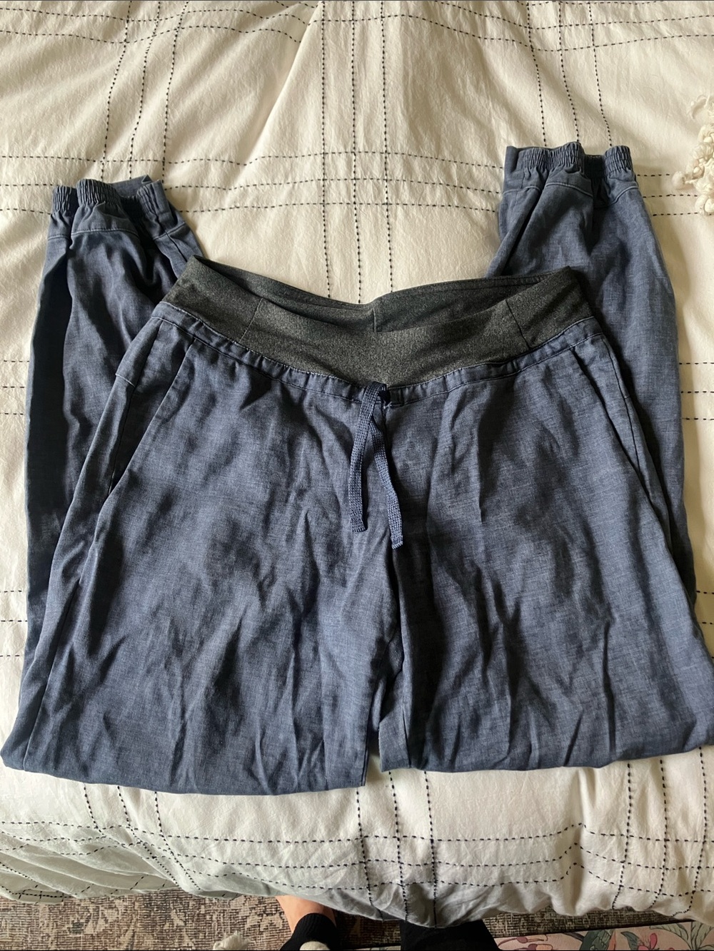 Patagonia • hemp joggers